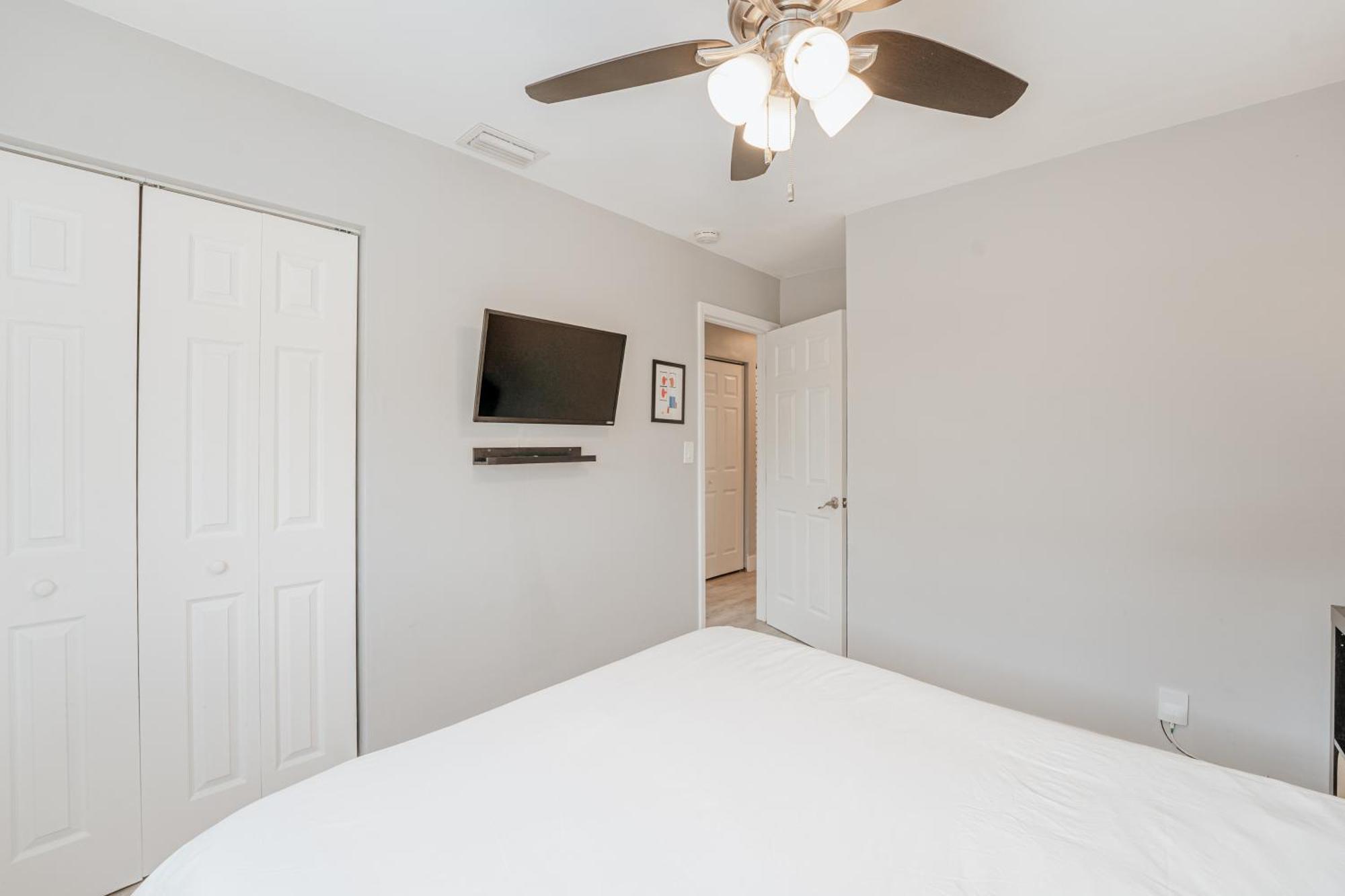 Home With A Pool Close To Beach And Fll Airport Pool Heated October- March 劳德代尔堡 外观 照片