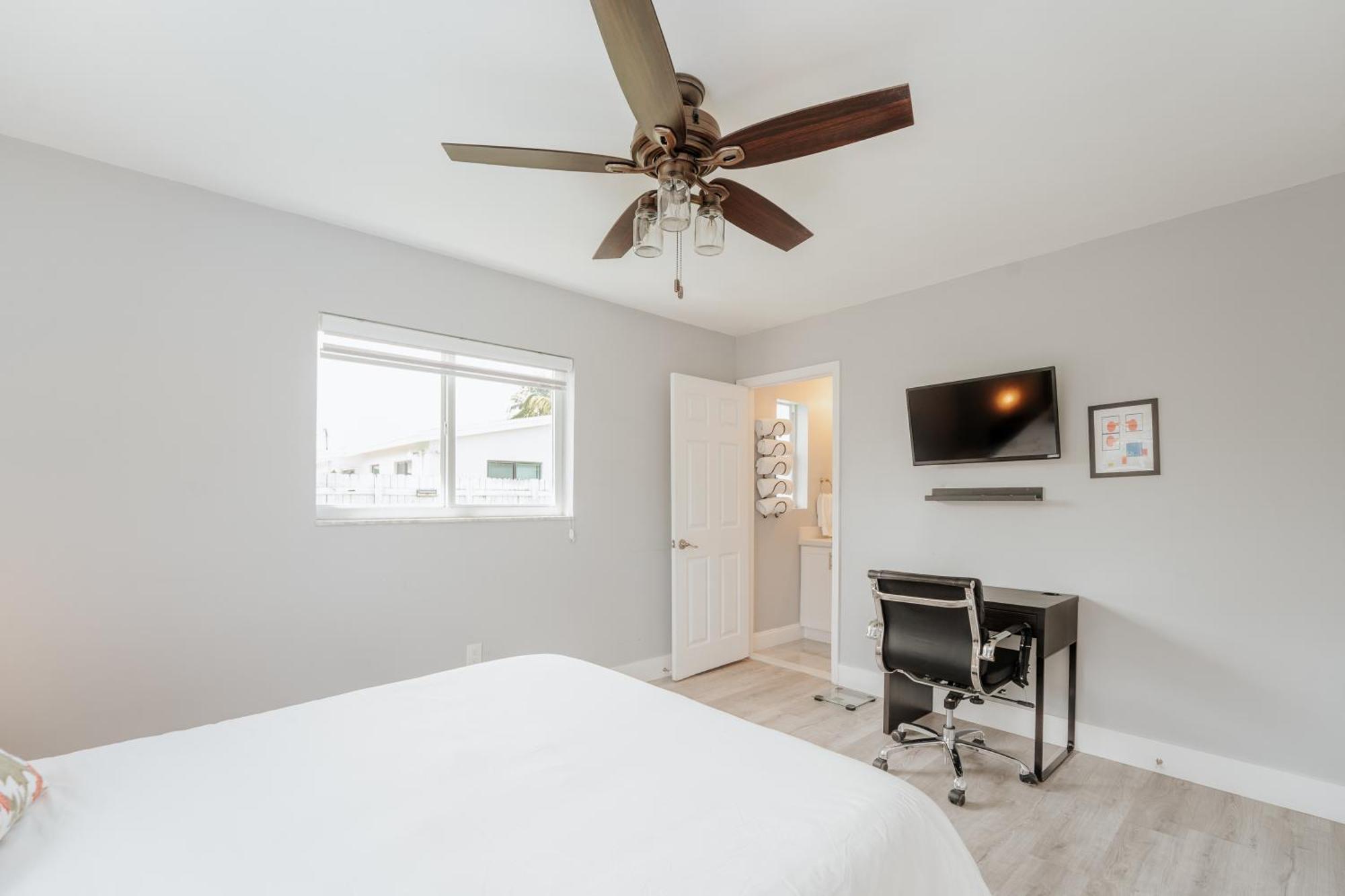 Home With A Pool Close To Beach And Fll Airport Pool Heated October- March 劳德代尔堡 外观 照片