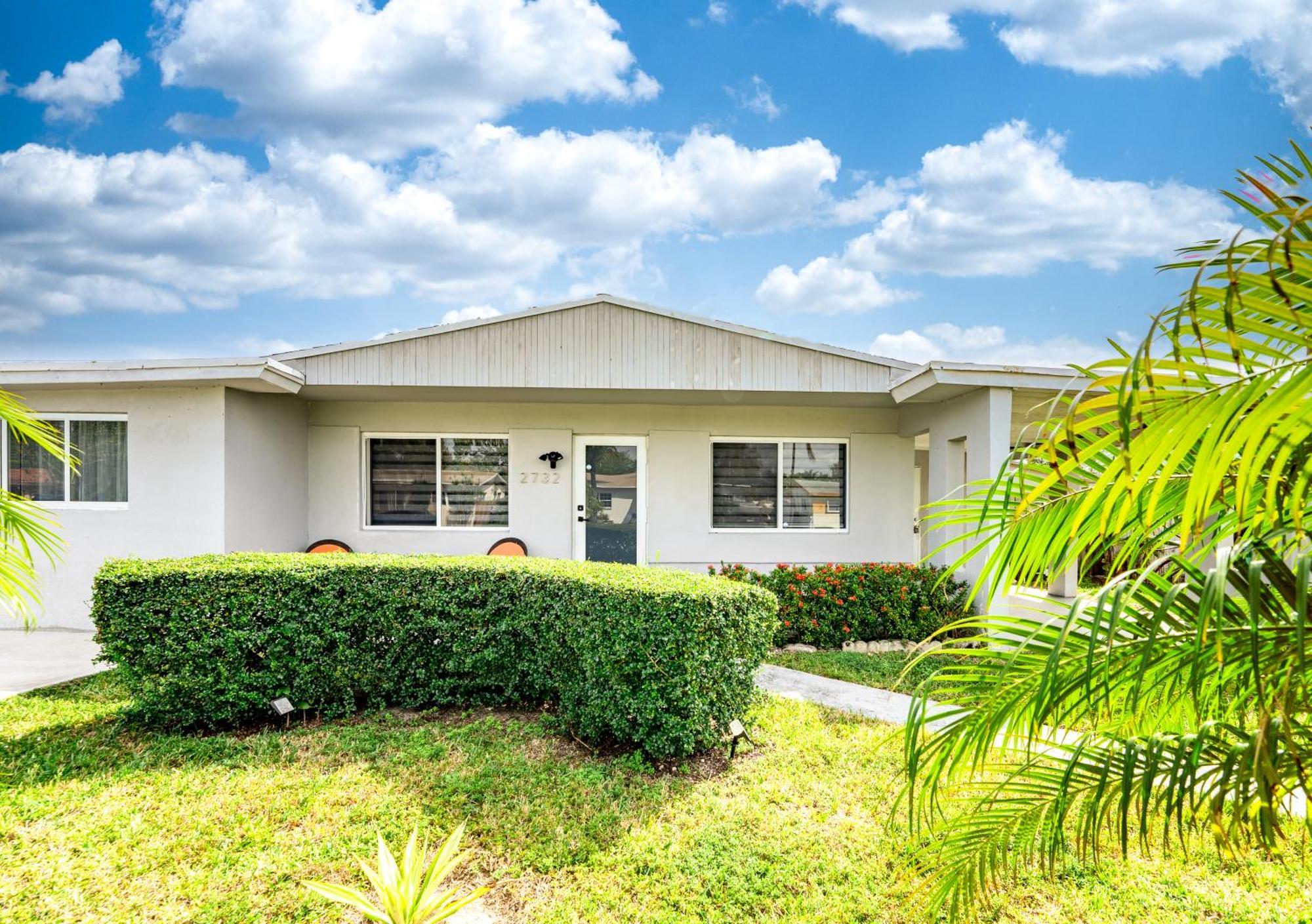 Home With A Pool Close To Beach And Fll Airport Pool Heated October- March 劳德代尔堡 外观 照片